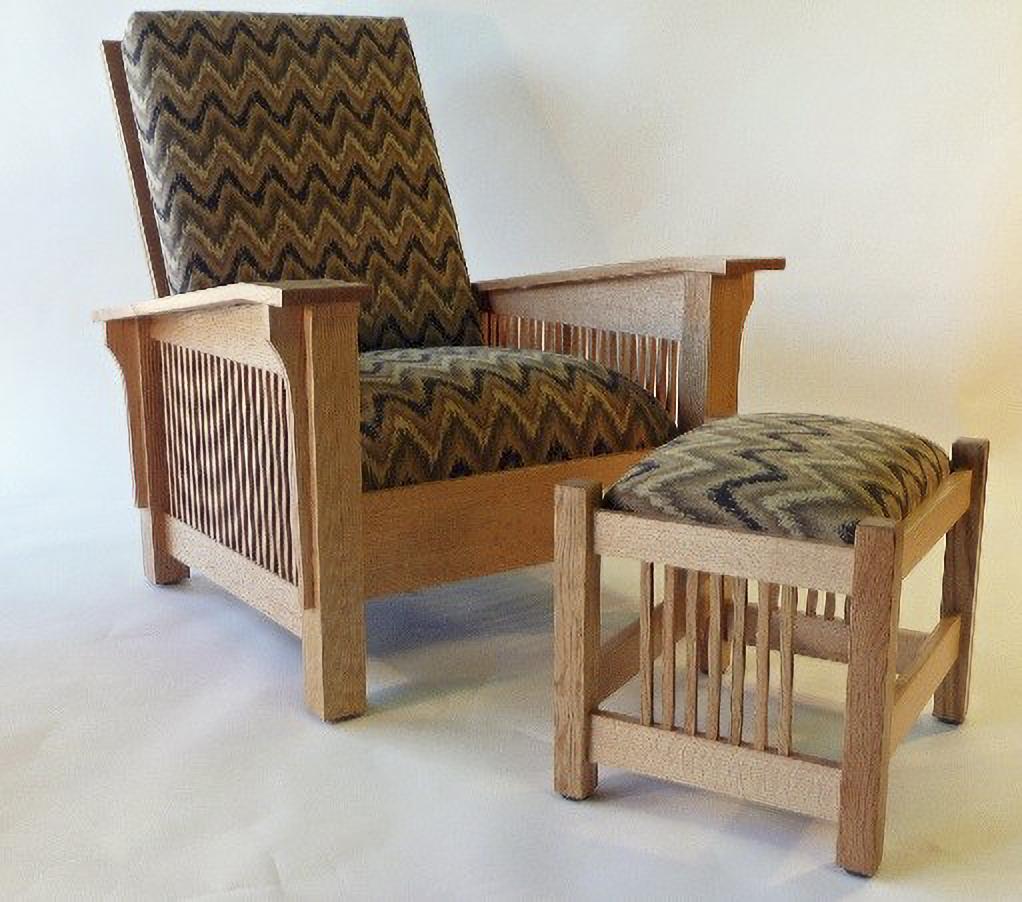 spindle arm morris chair